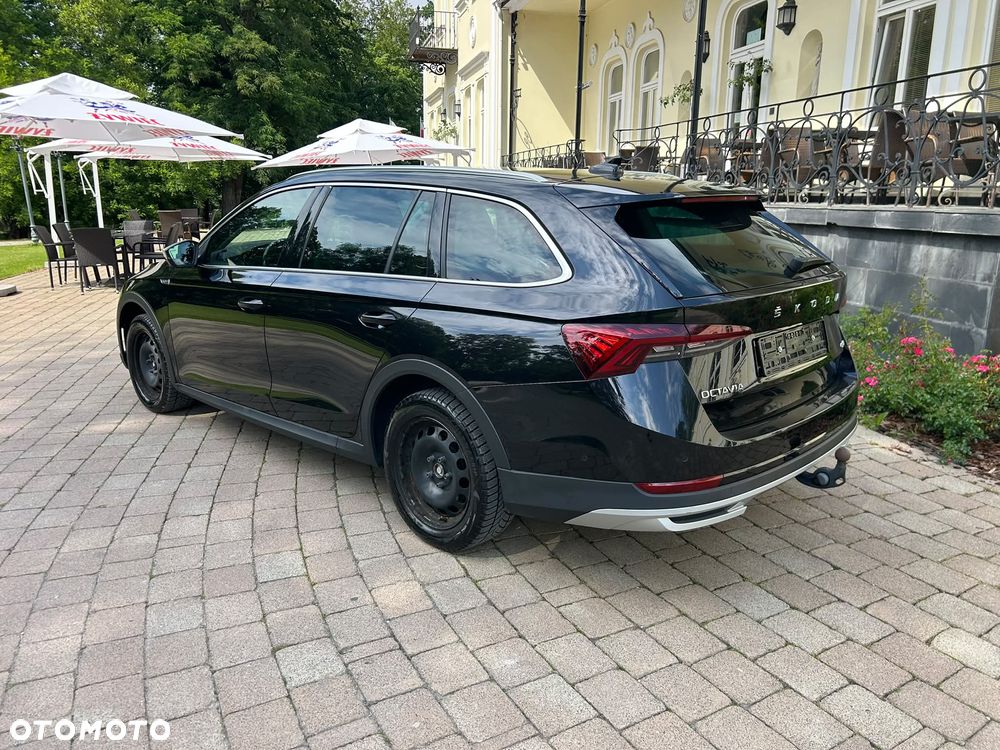 Skoda Octavia 2.0 TDI DSG 4x4 Scout First Edition - 8