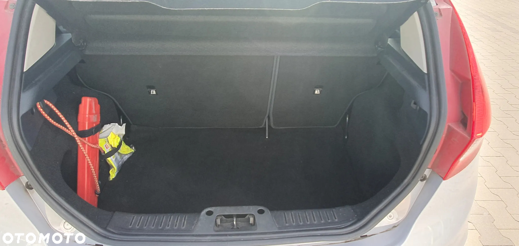 Ford Fiesta 1.25 Ambiente - 11
