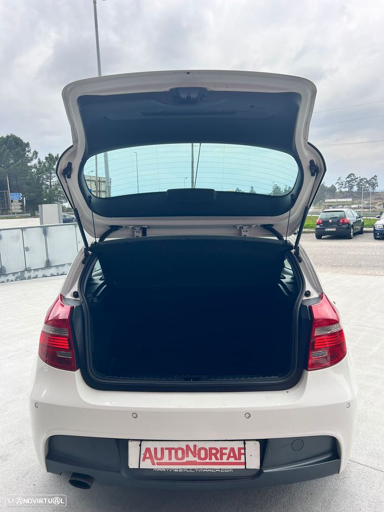 BMW 116 d Pack M - 24