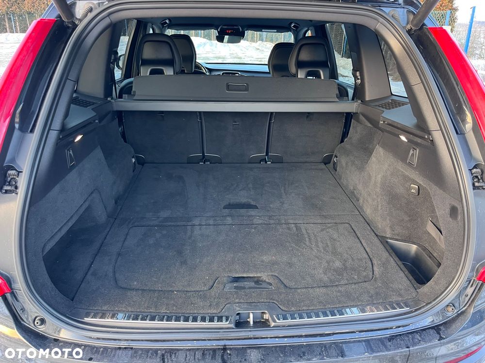 Volvo XC 90 B5 D AWD Ultimate Dark - 30