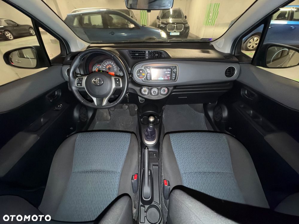 Toyota Yaris - 7