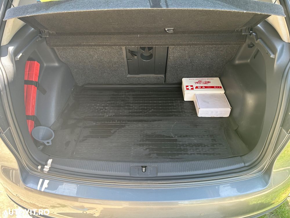 Volkswagen Golf 1.9 TDI Comfortline - 11