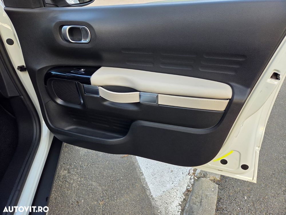 Citroën C4 Cactus 1.2 PureTech S&S BVM6 Shine - 27