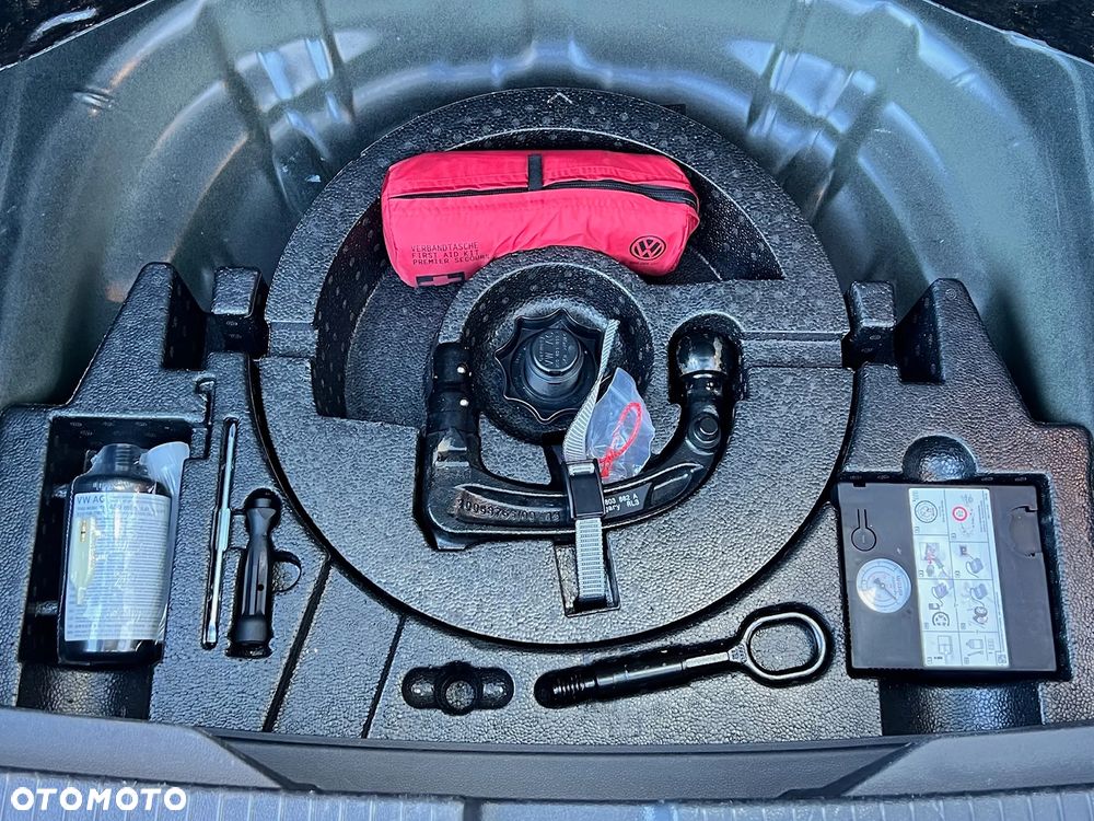 Volkswagen T-Roc 1.5 TSI R-Line DSG - 13