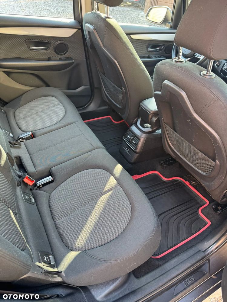 BMW Seria 2 218i Advantage - 14