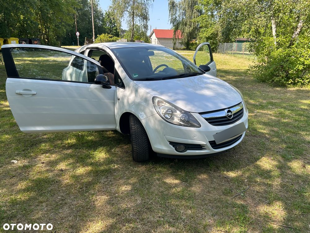 Opel Corsa 1.4 16V Color Edition - 30