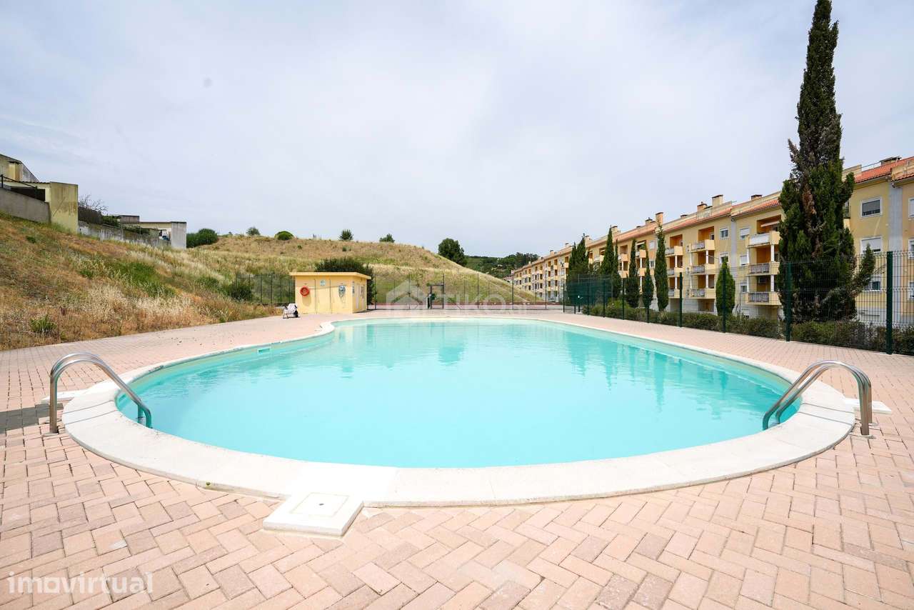 APARTAMENTO T2 EM CONDOMÍNIO PRIVADO COM PISCINA, CAMPO DE TÉNIS, 2 LU - Grande imagem: 2/52