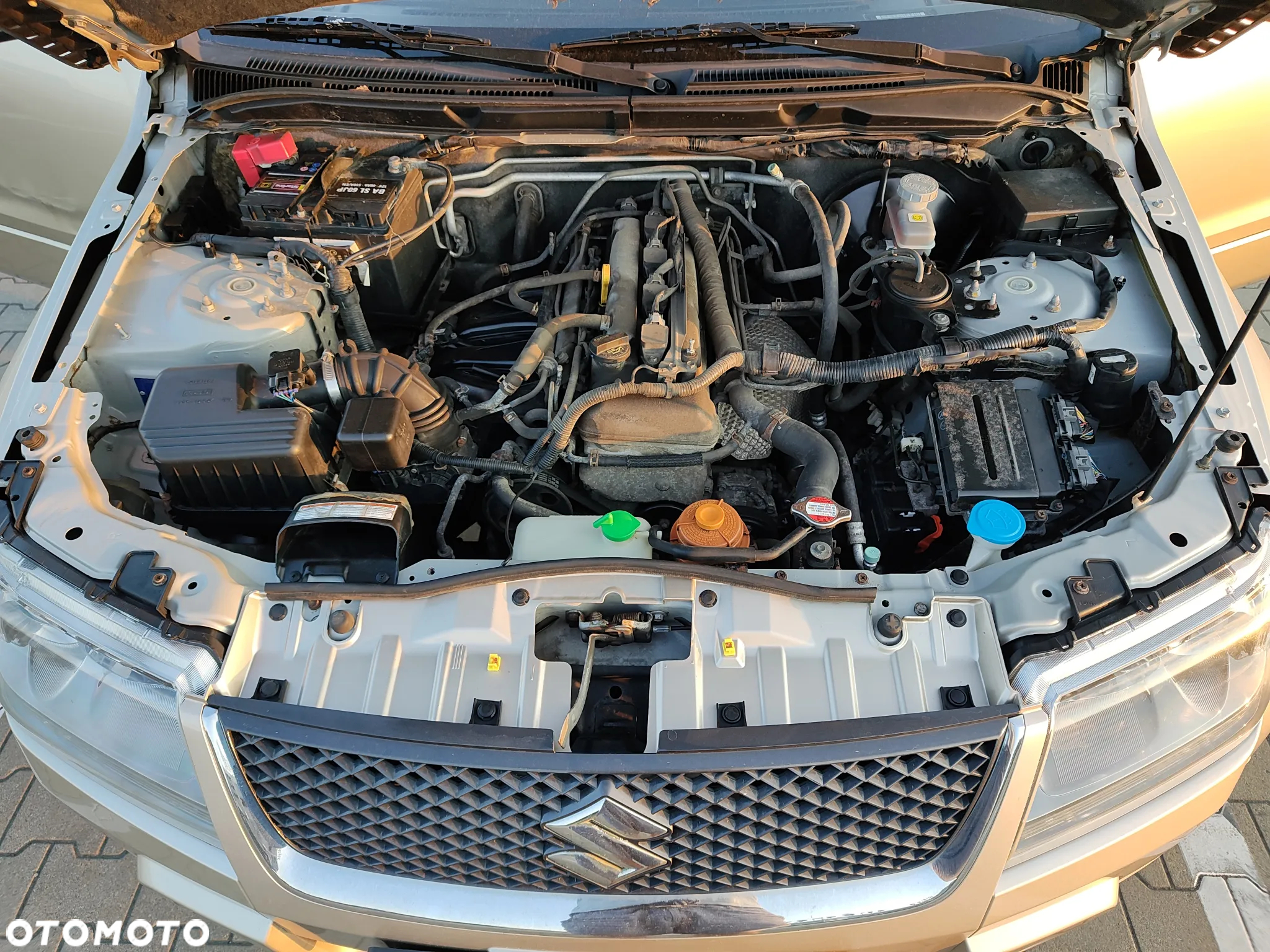 Suzuki Grand Vitara 2.0 - 7