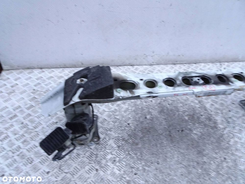 belka pod zderzak przód ford focus mk3 5b - 4