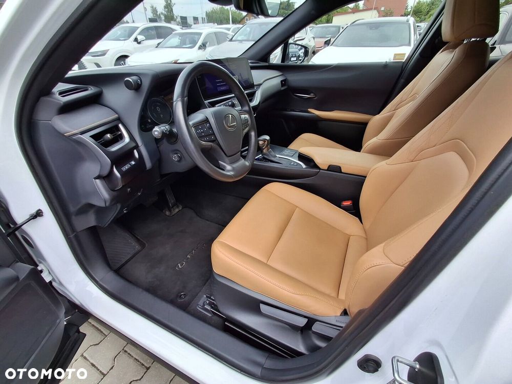 Lexus UX 250h GPF F Sport Design 2WD - 9