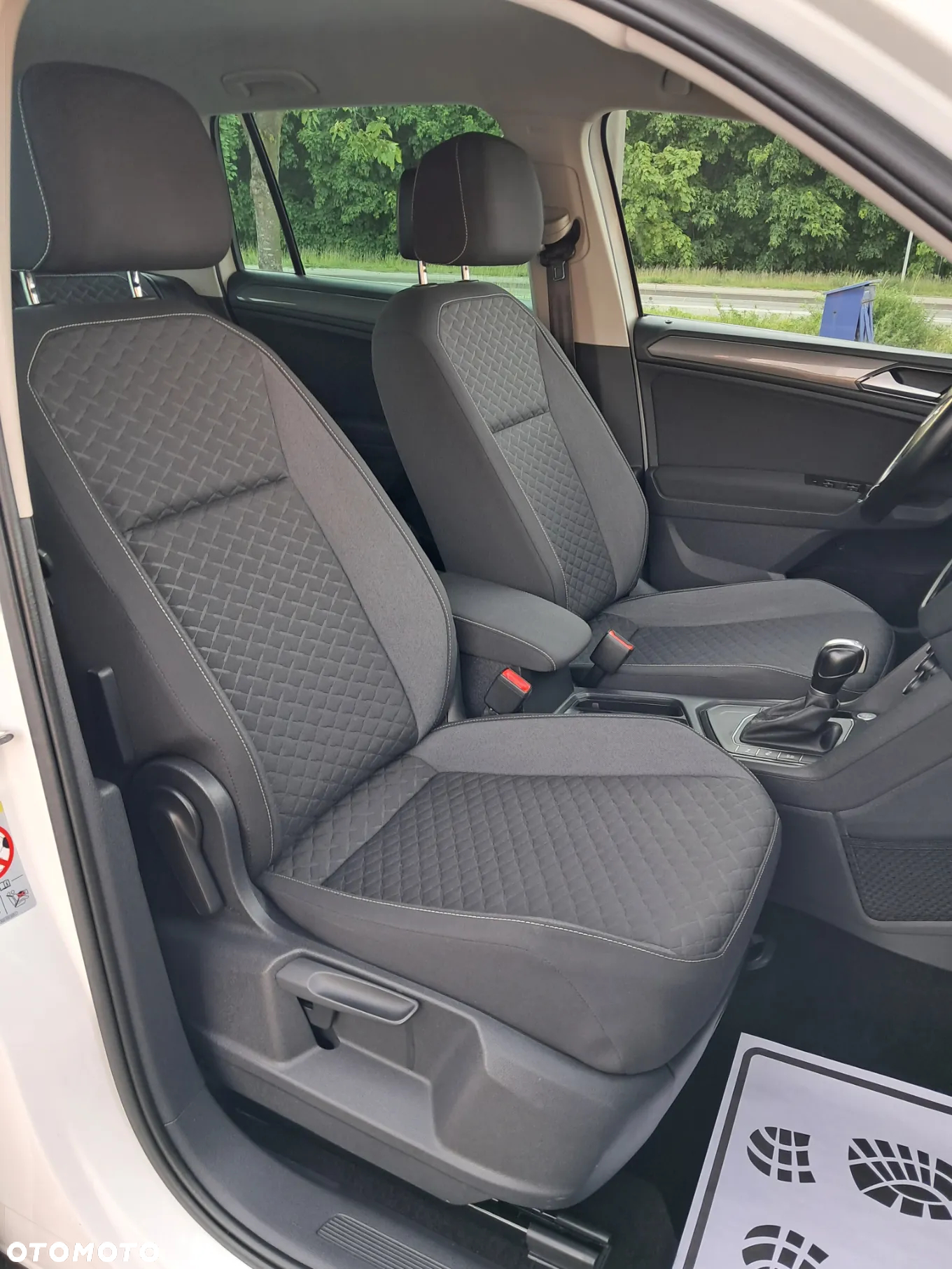 Volkswagen Tiguan - 11
