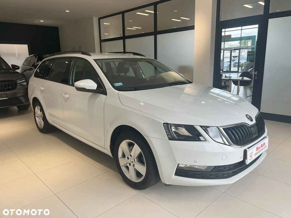 Skoda Octavia 1.5 TSI ACT Ambition DSG - 4
