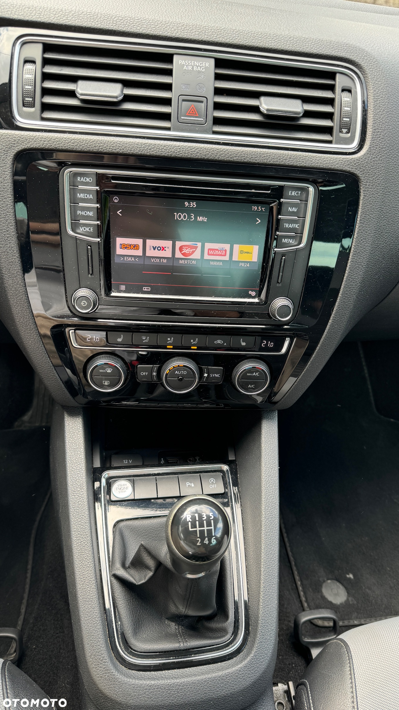 Volkswagen Jetta - 14