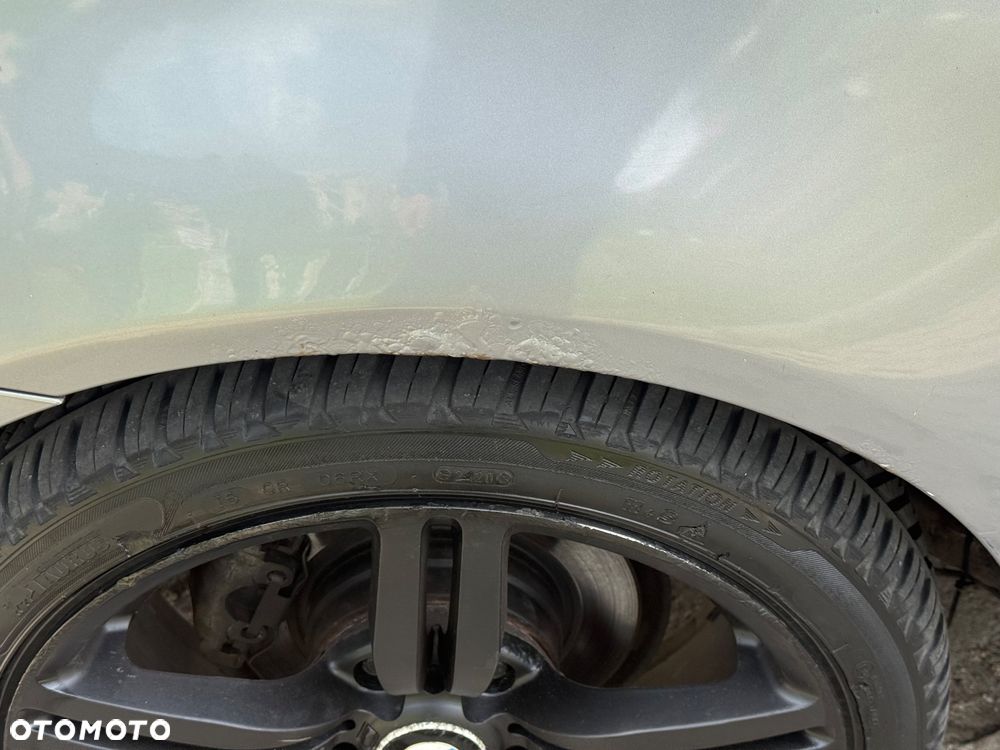 BMW Seria 3 - 16