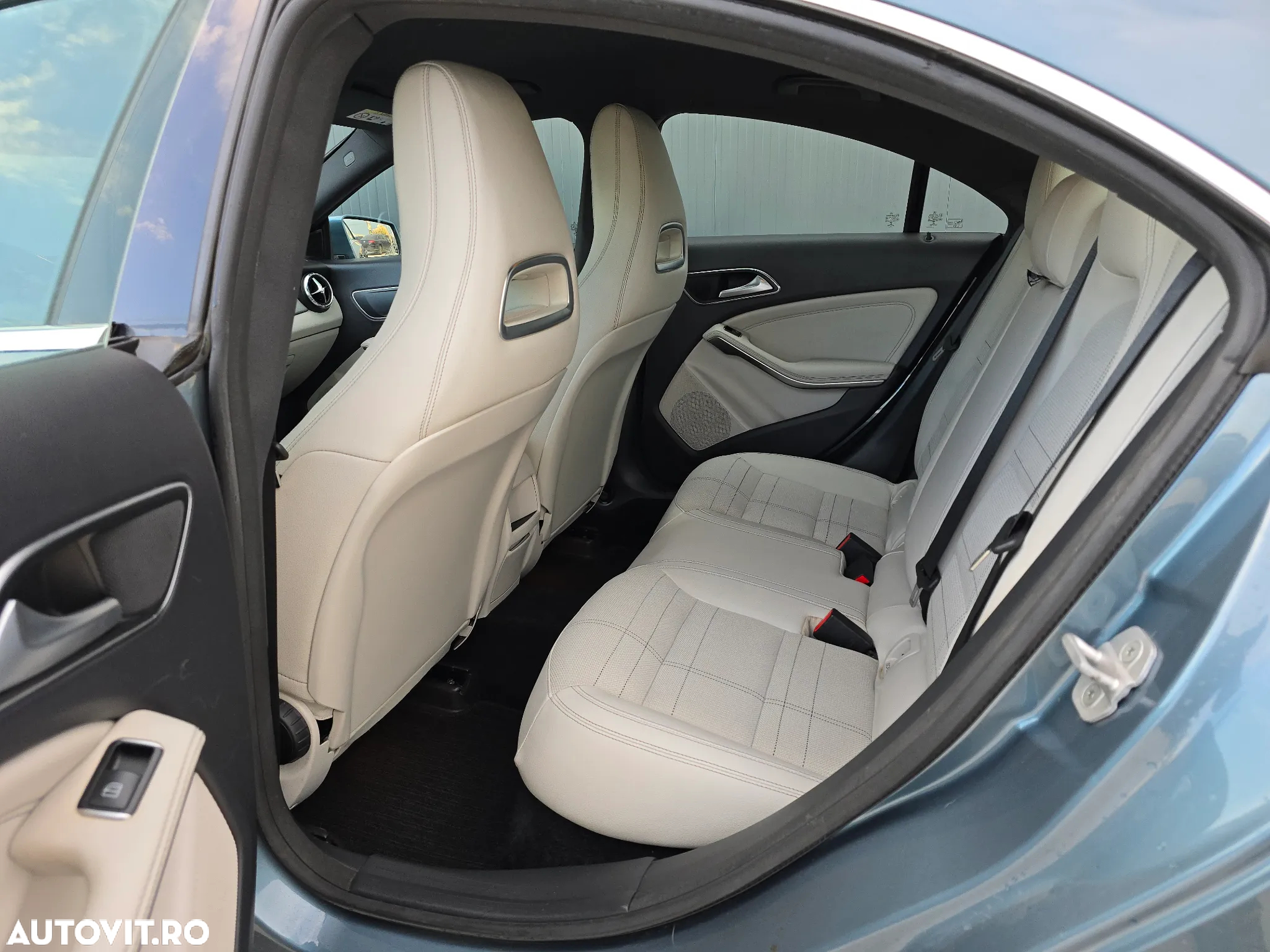 Mercedes-Benz CLA - 9
