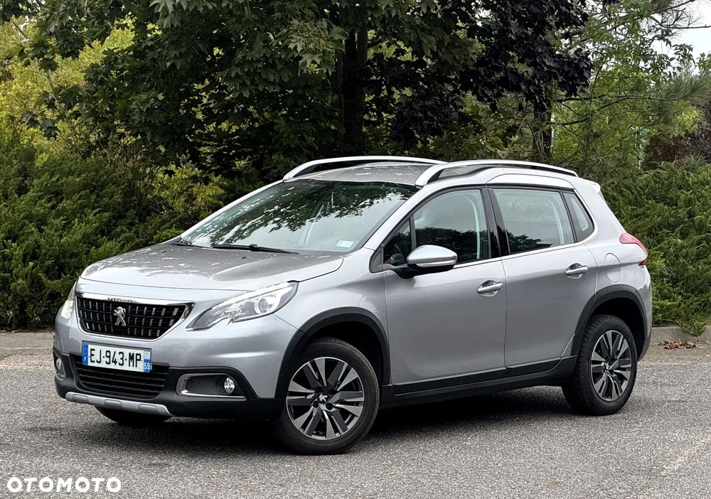 Peugeot 2008 1.2 Pure Tech GPF Allure S&S - 12