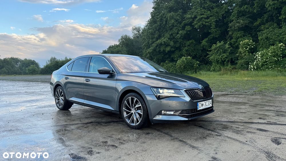 Skoda Superb 2.0 TDI L&K DSG - 2