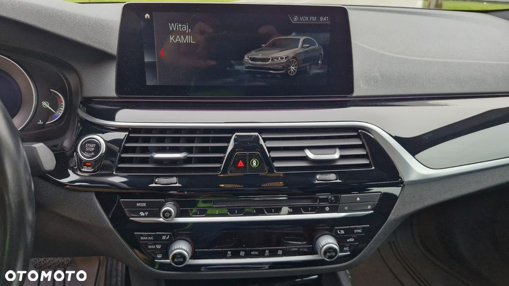 BMW Seria 5 520d - 12