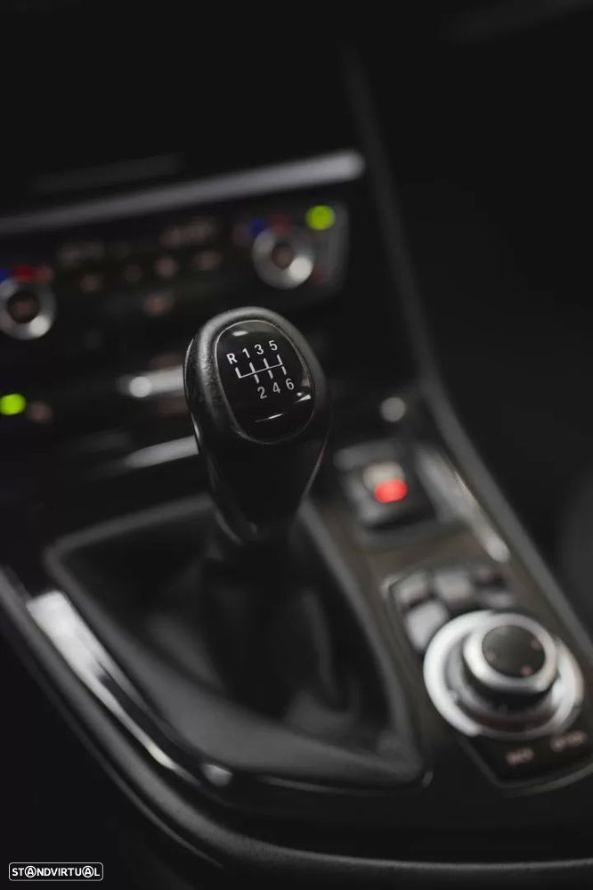 BMW 216 Active Tourer d Advantage - 10