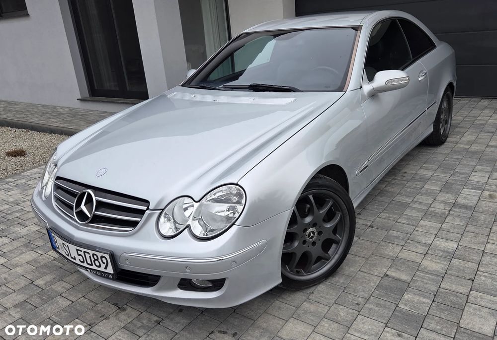 Mercedes-Benz CLK - 13