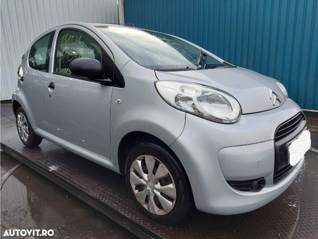 CD player Citroen C1 2011 HATCHBACK 998 i - 13