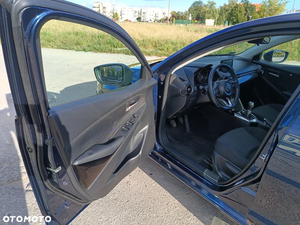 Mazda 2 - 10