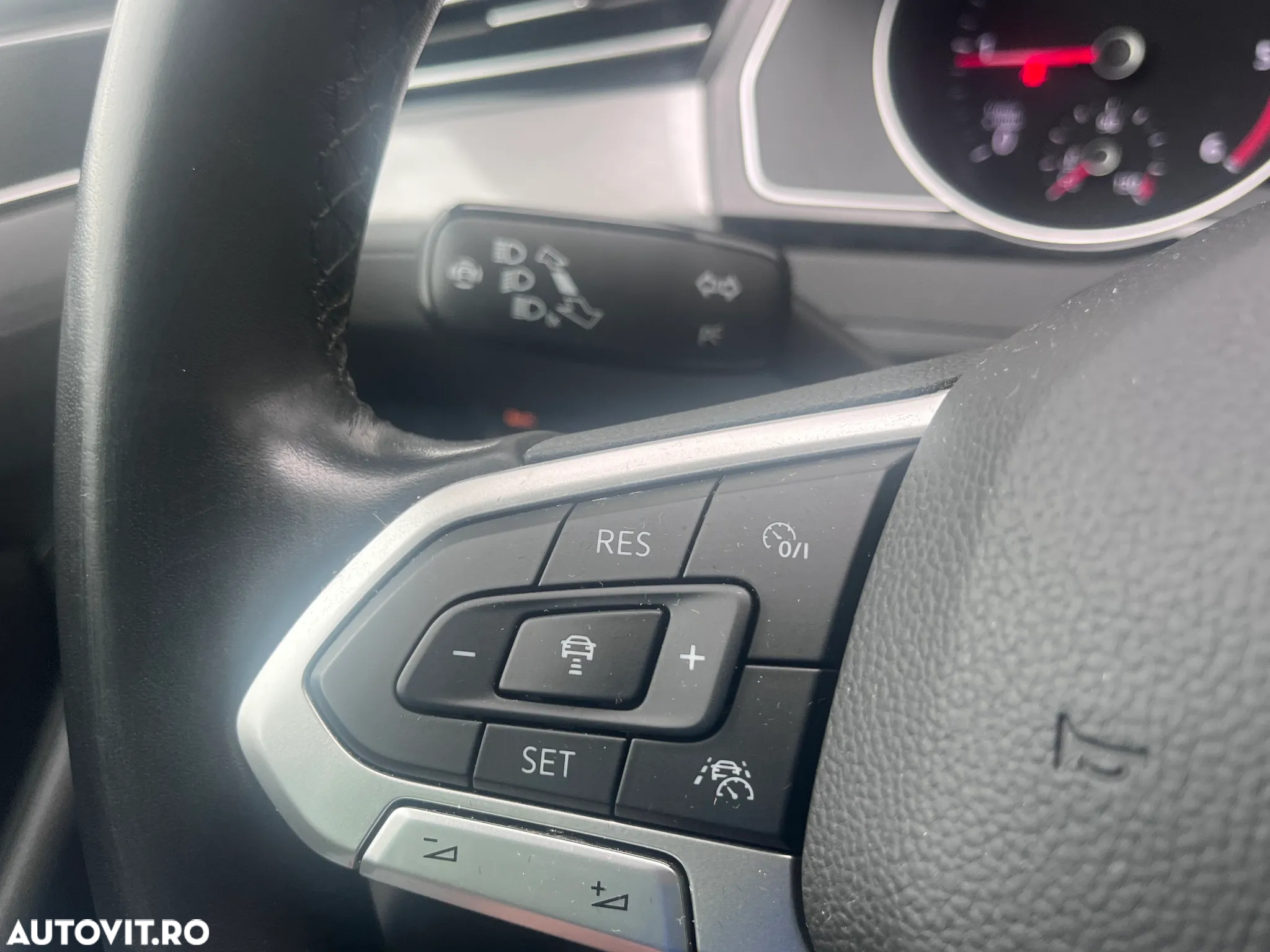 Volkswagen Passat - 13