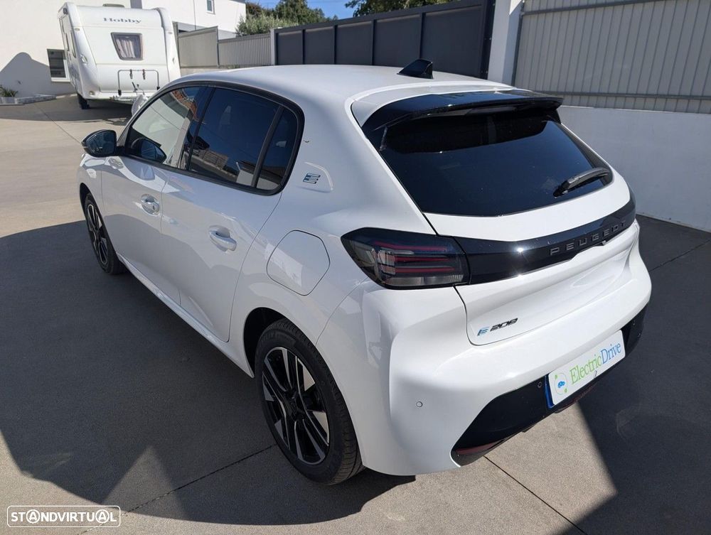 Peugeot e-208 50 kWh Allure - 7