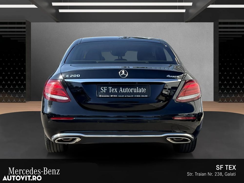 Mercedes-Benz E 200 4MATIC 9G-TRONIC Exclusive - 20