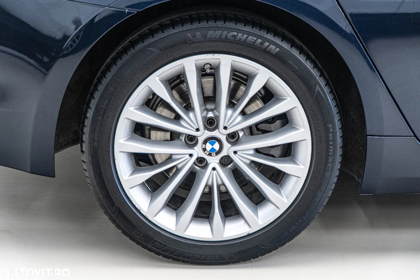 BMW Seria 5 520d xDrive Aut. Luxury Line - 40