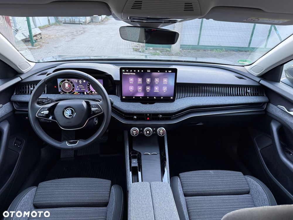 Skoda Superb 1.5 TSI iV DSG Selection - 5