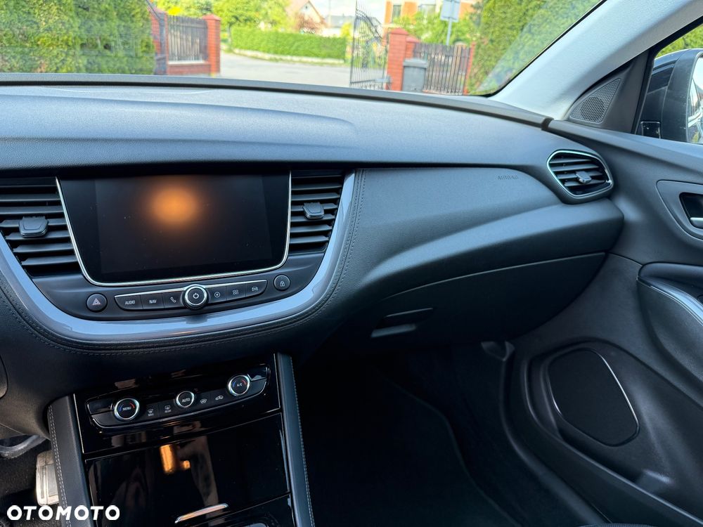 Opel Grandland X Plug-in-Hybrid4 1.6 DI Start/Stop Ultimate - 25
