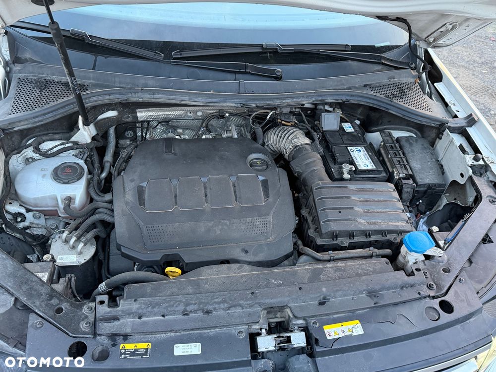 Volkswagen Tiguan 2.0 TDI SCR DSG R-Line - 18