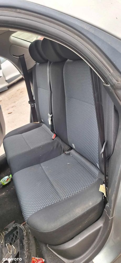 SUBARU IMPREZA II lift 1,5 101KM chłodnica klimatyzacji - 9