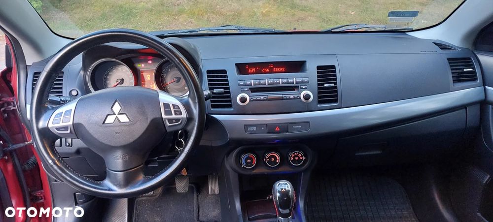 Mitsubishi Lancer 1.8 Inform LPG - 16
