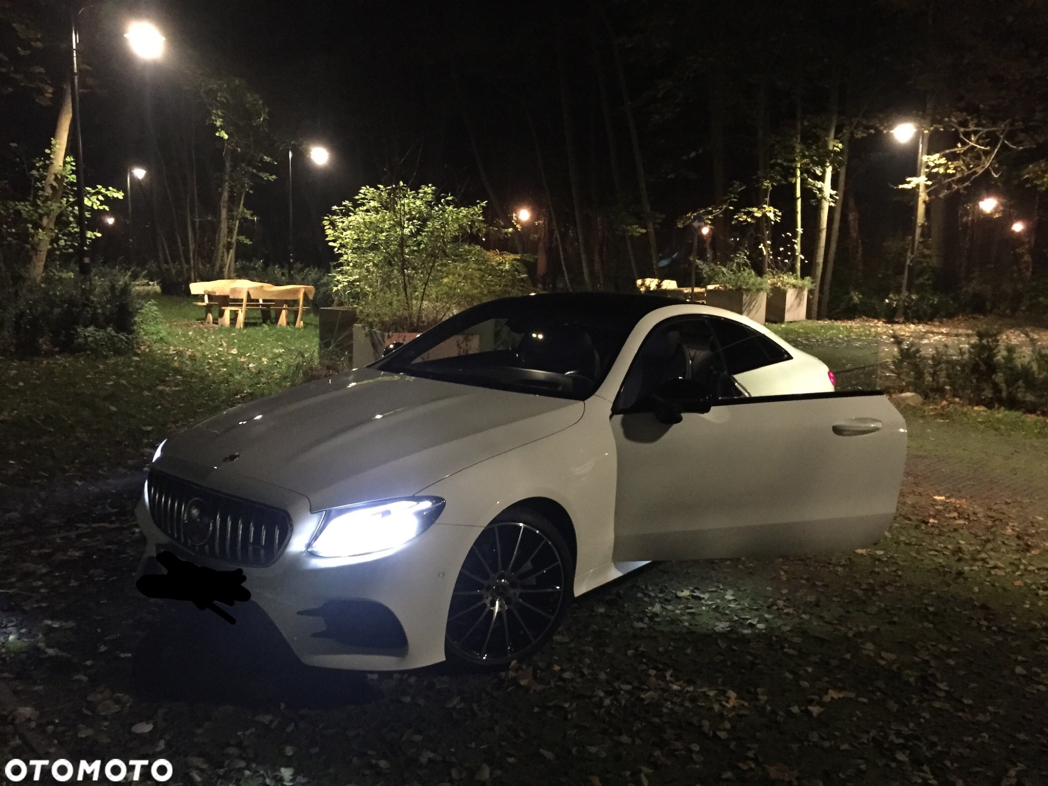 Mercedes-Benz Klasa E 200 Coupe 9G-TRONIC - 29