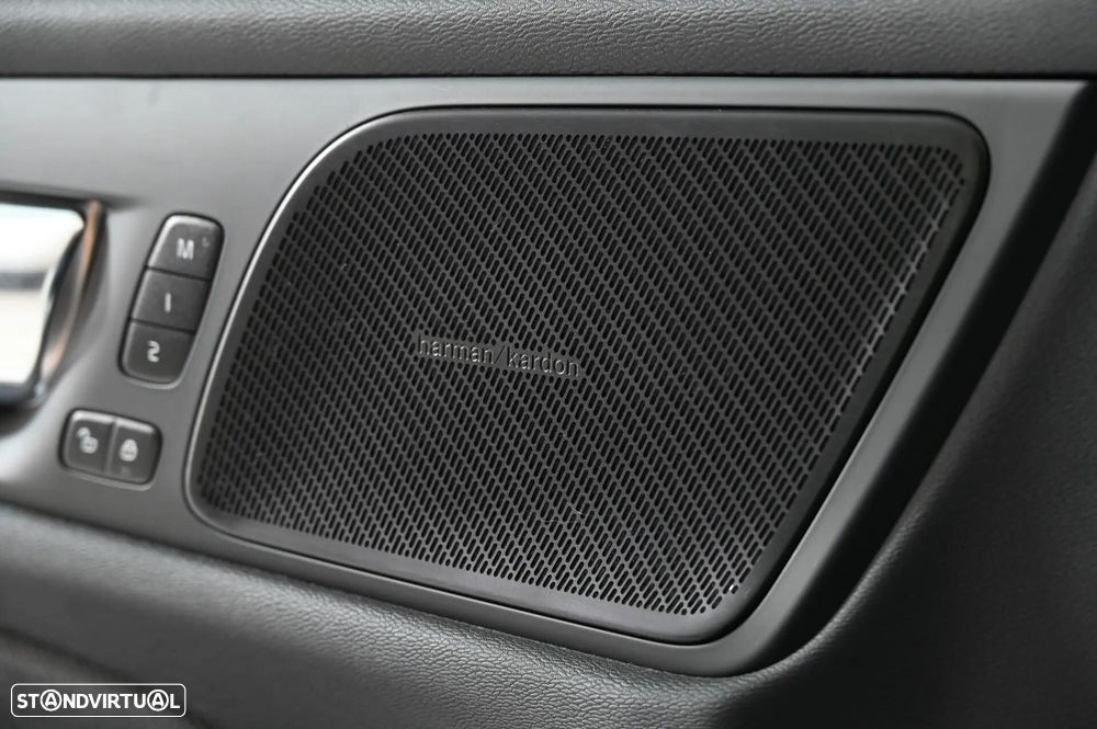 Volvo S60 2.0 T8 PHEV Polestar AWD - 35