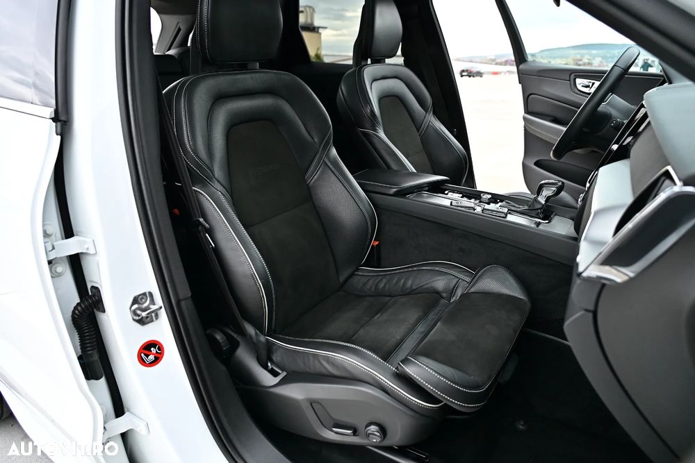 Volvo XC 60 D4 AWD Geartronic RDesign - 25