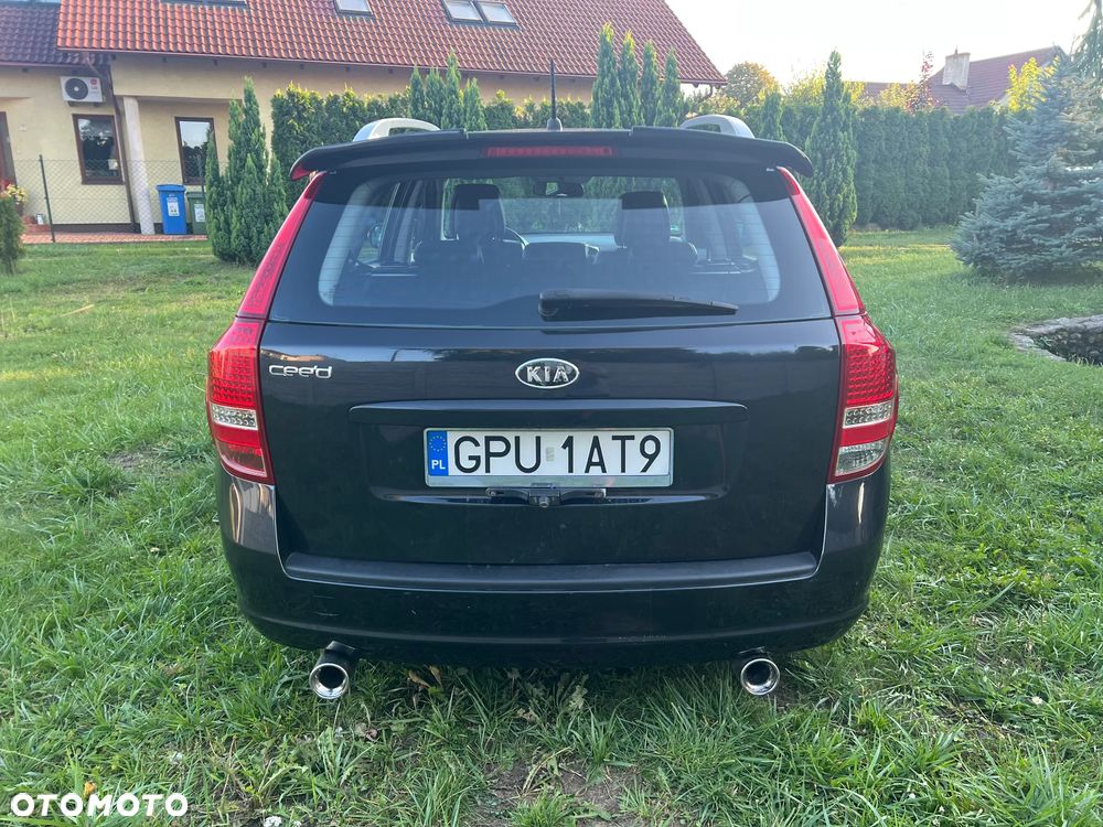 Kia Ceed Cee'd 2.0 Optimum + - 6