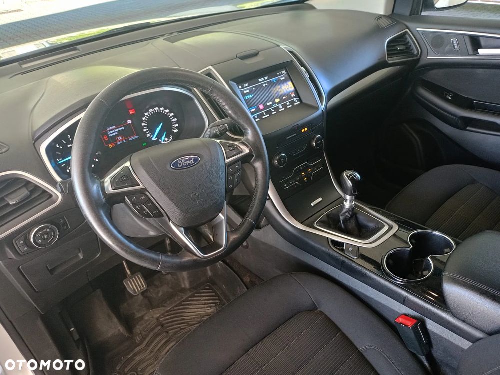 Ford Edge 2.0 TDCi 4WD Trend - 19