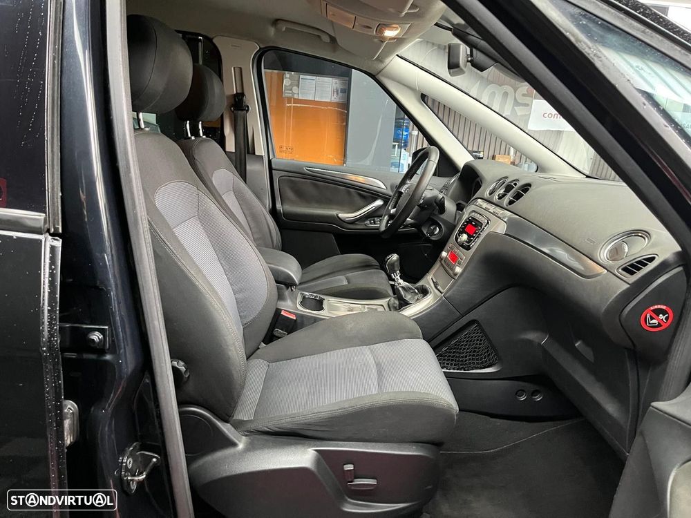 Ford S-Max 1.8 TDCi Titanium 7L - 10