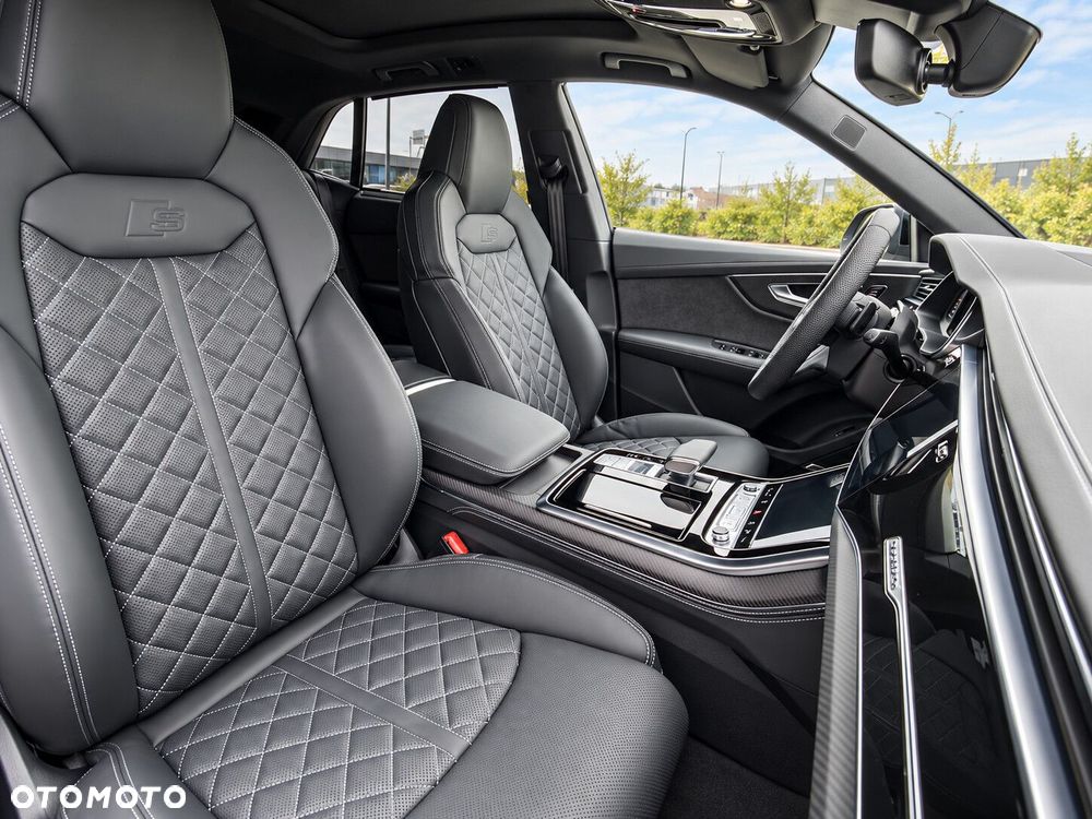 Audi Q8 - 25