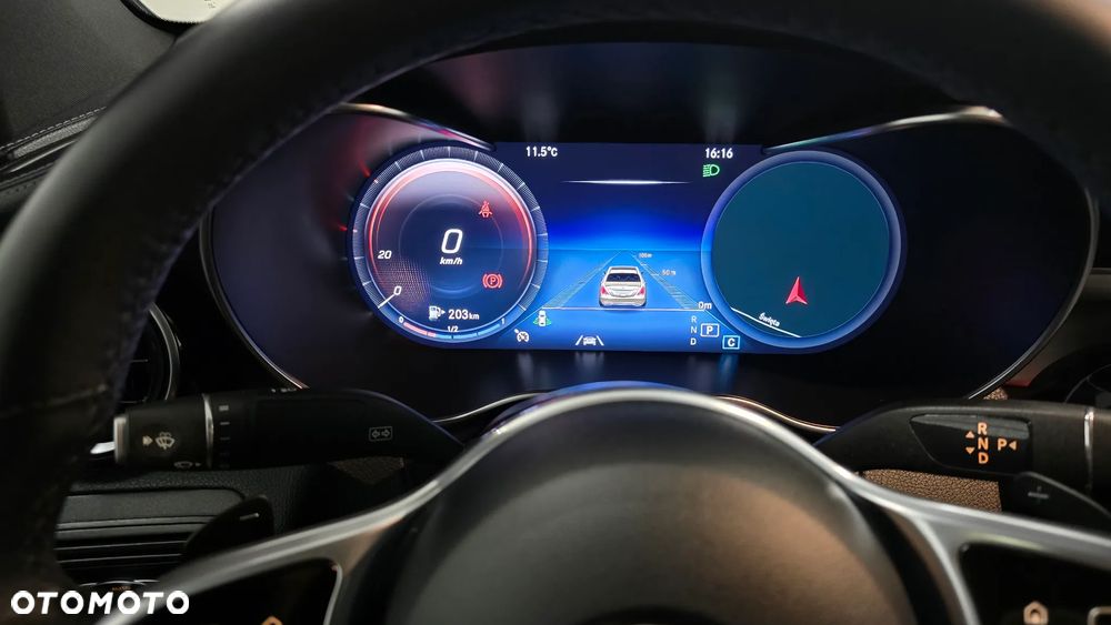 Mercedes-Benz GLC 300 d 4Matic 9G-TRONIC AMG Line Plus - 30