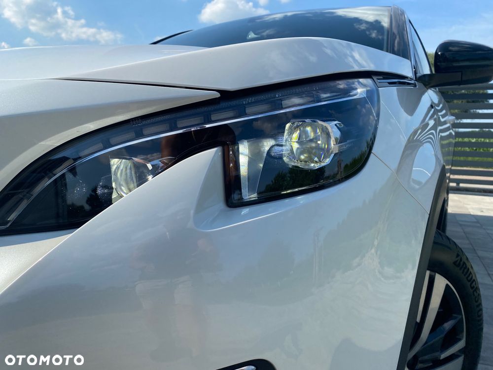 Peugeot 3008 1.2 PureTech Allure S&S - 40