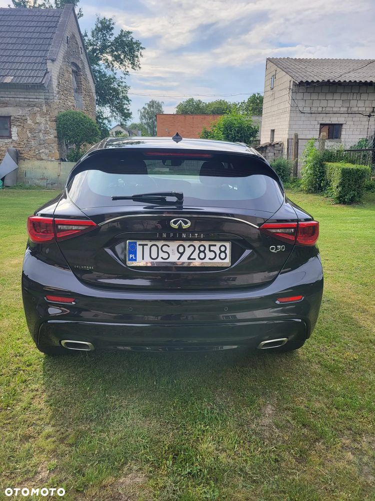 Infiniti Q30 1.5d - 4