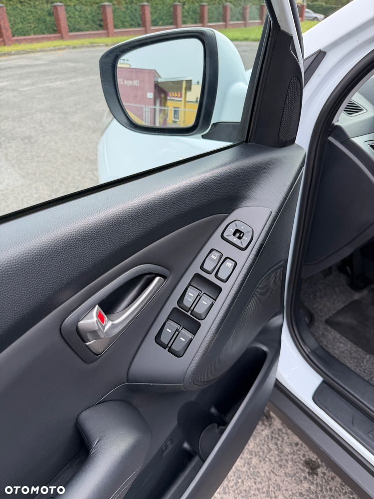 Hyundai ix35 - 19