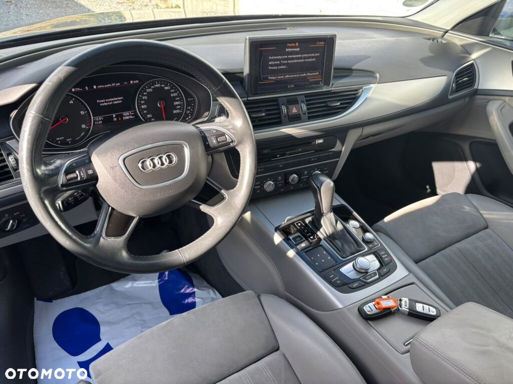 Audi A6 Avant - 10