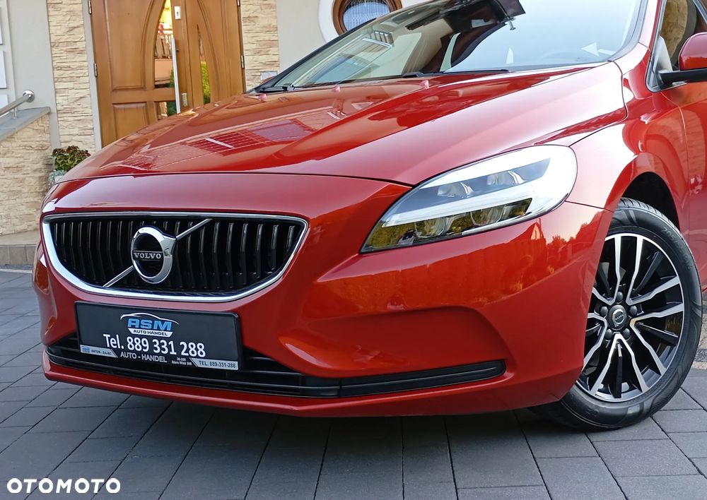 Volvo V40 D2 Momentum - 40
