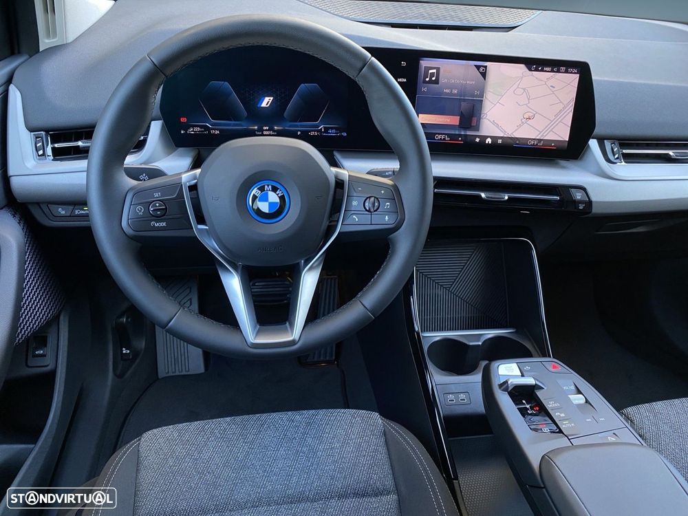 BMW 225xe Active Tourer e xDrive - 6