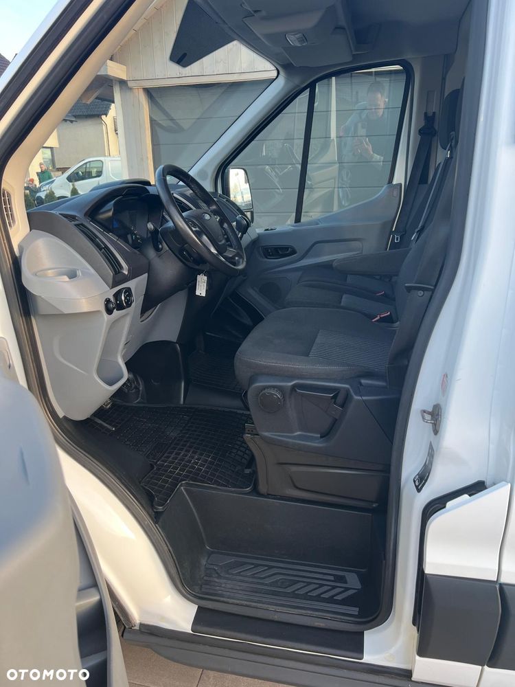 Ford Transit - 9